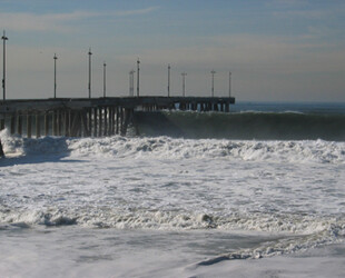 WAVE TANGO AT PACIFIC BEACH